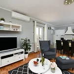 Villa Elder Zadarvillas *