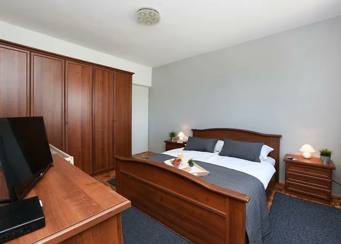 Βίλα Elder Zadarvillas *