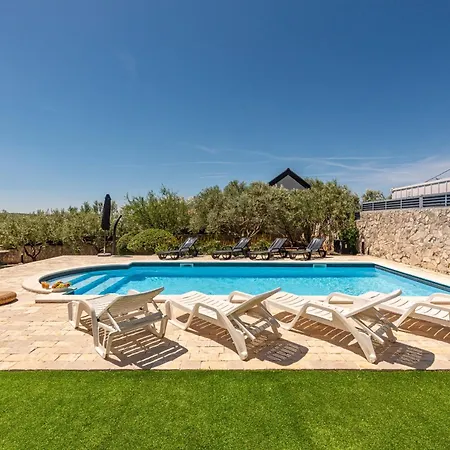 Elder Zadarvillas Villa